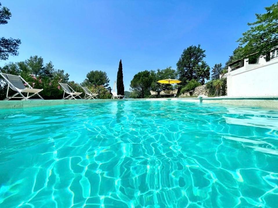Villa Avec Piscine Au Calme 셀랑 외부 사진