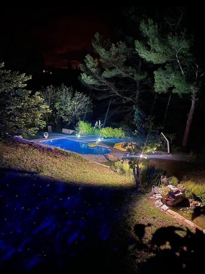Villa Avec Piscine Au Calme 셀랑 외부 사진